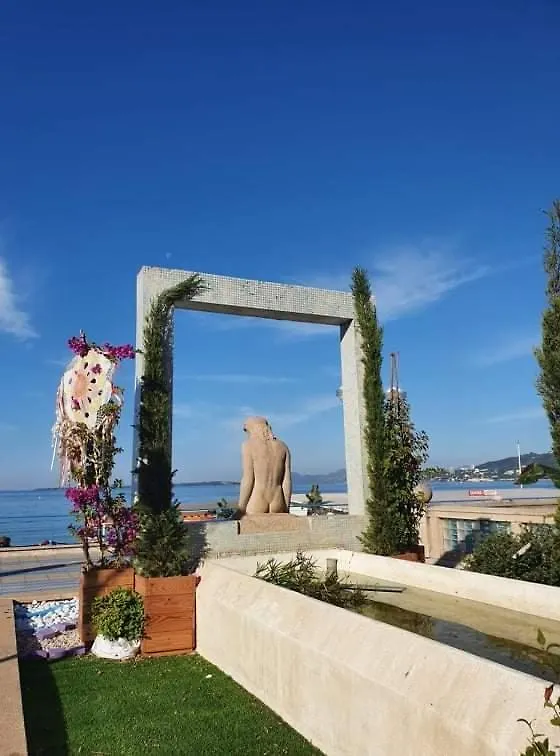 Appartement Plages Juan Les Pins Climatise 3 Pieces