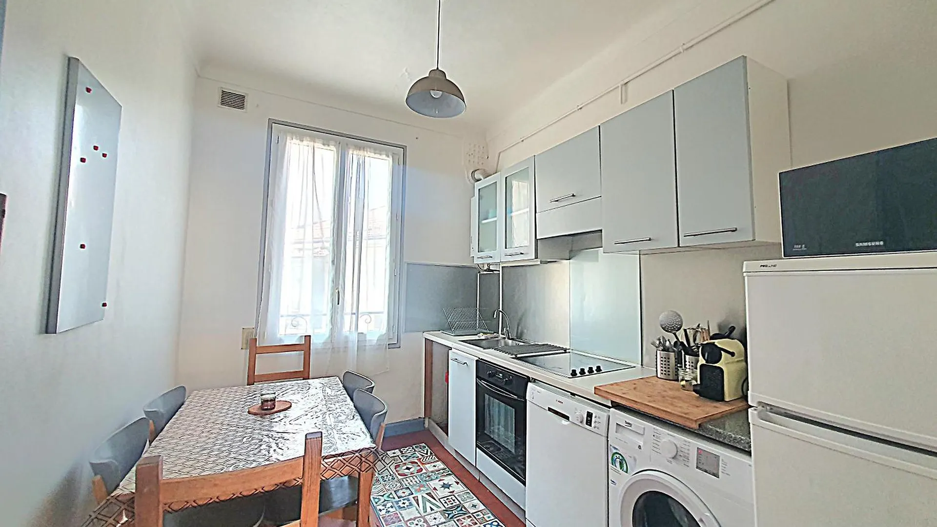 Apartment Appartement Plages Juan Les Pins Climatise 3 Pieces France